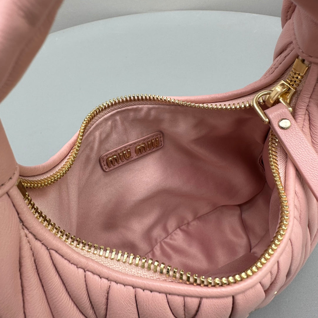 MINI HOBO 20 BAG IN LIGHT PINK LAMBSKIN