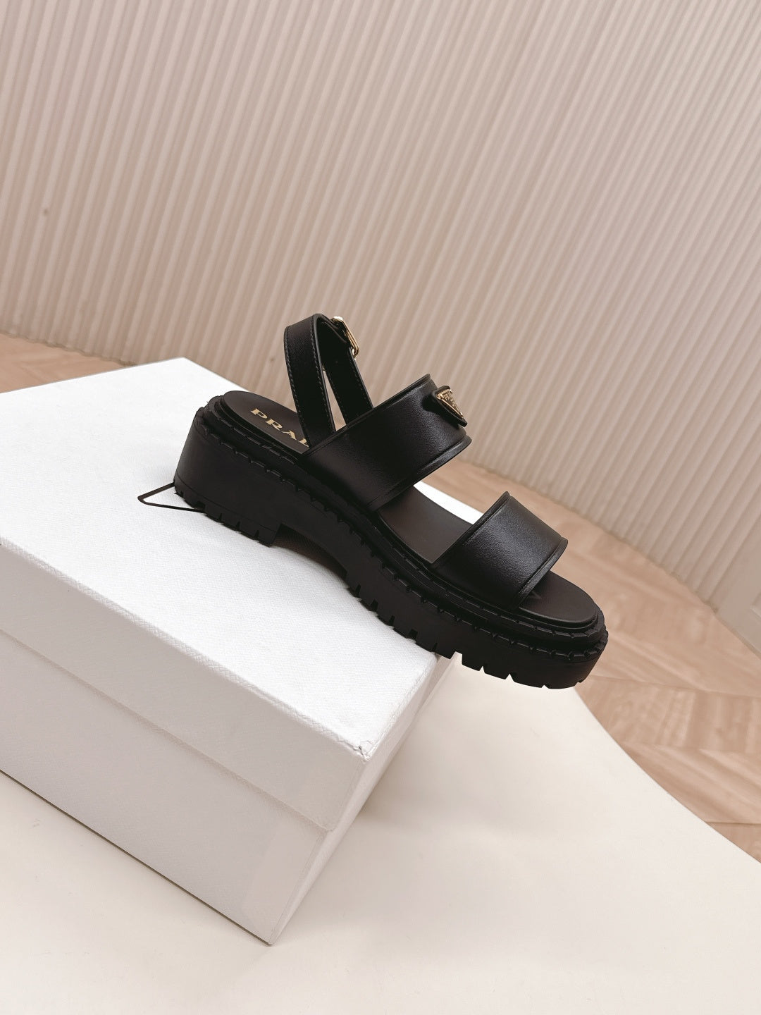 PRA 26S Platform Sandals Black Cowhide 600565