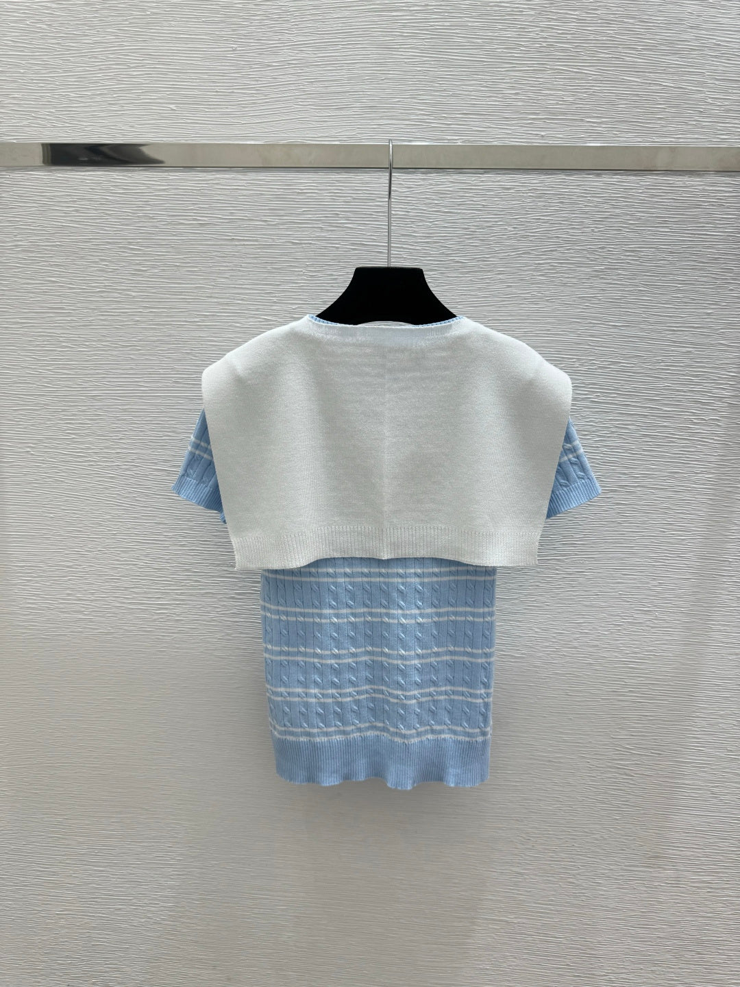 Dior 2026 Short-Sleeve Shirt with Scarf Wool 525428