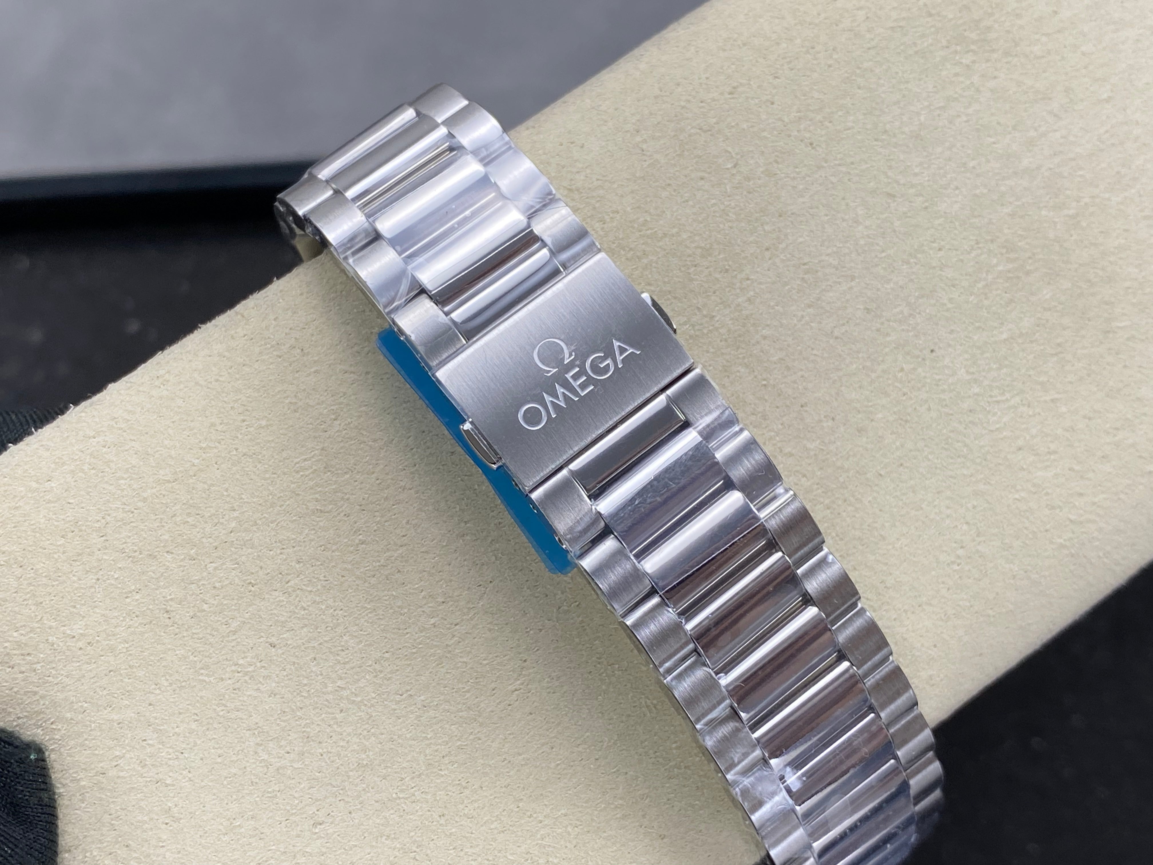Omega Seamaster Railmaster 38mm Steel Grey Dial