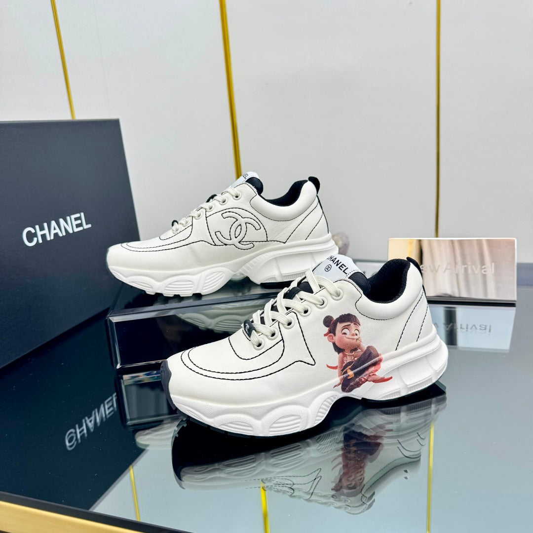 CC Sneaker White with Sticker Cowhide 238623