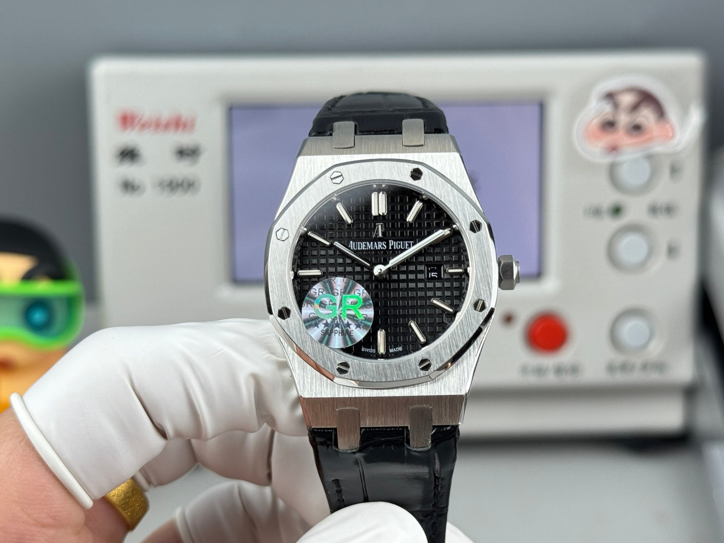 Audemars Piguet Royal Oak Lady 33mm Black Dial Black Leather