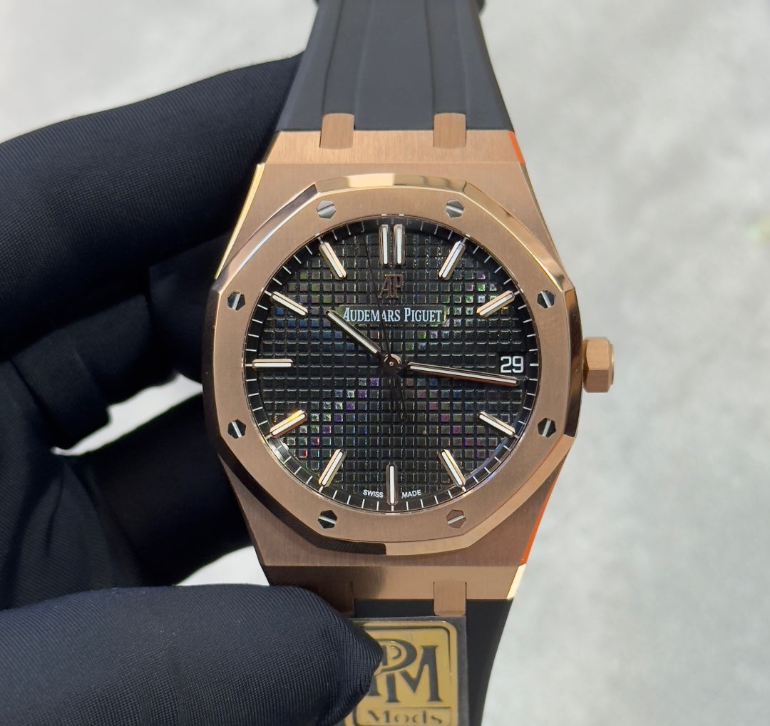 Audemars Piguet Royal Oak Selfwinding 41mm 15500OR Rubber Strap