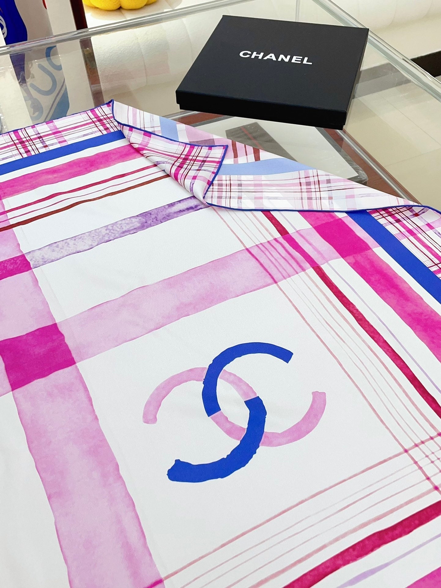 CC Square Scarf 90 CM In Colorful Silk Twill  217211