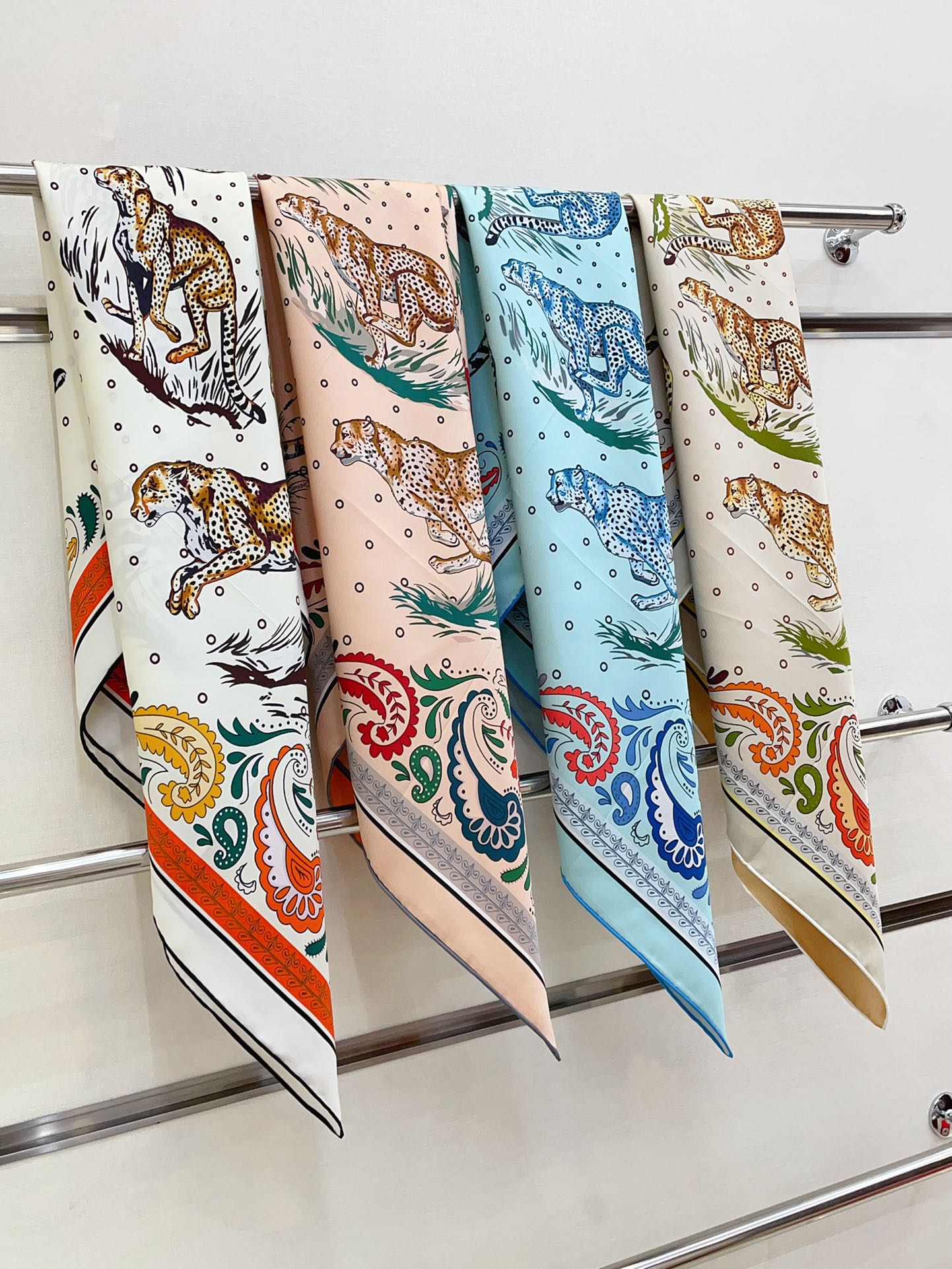 Guepards Bandana Double Face Scarf 90 CM In Colorful Silk 301849