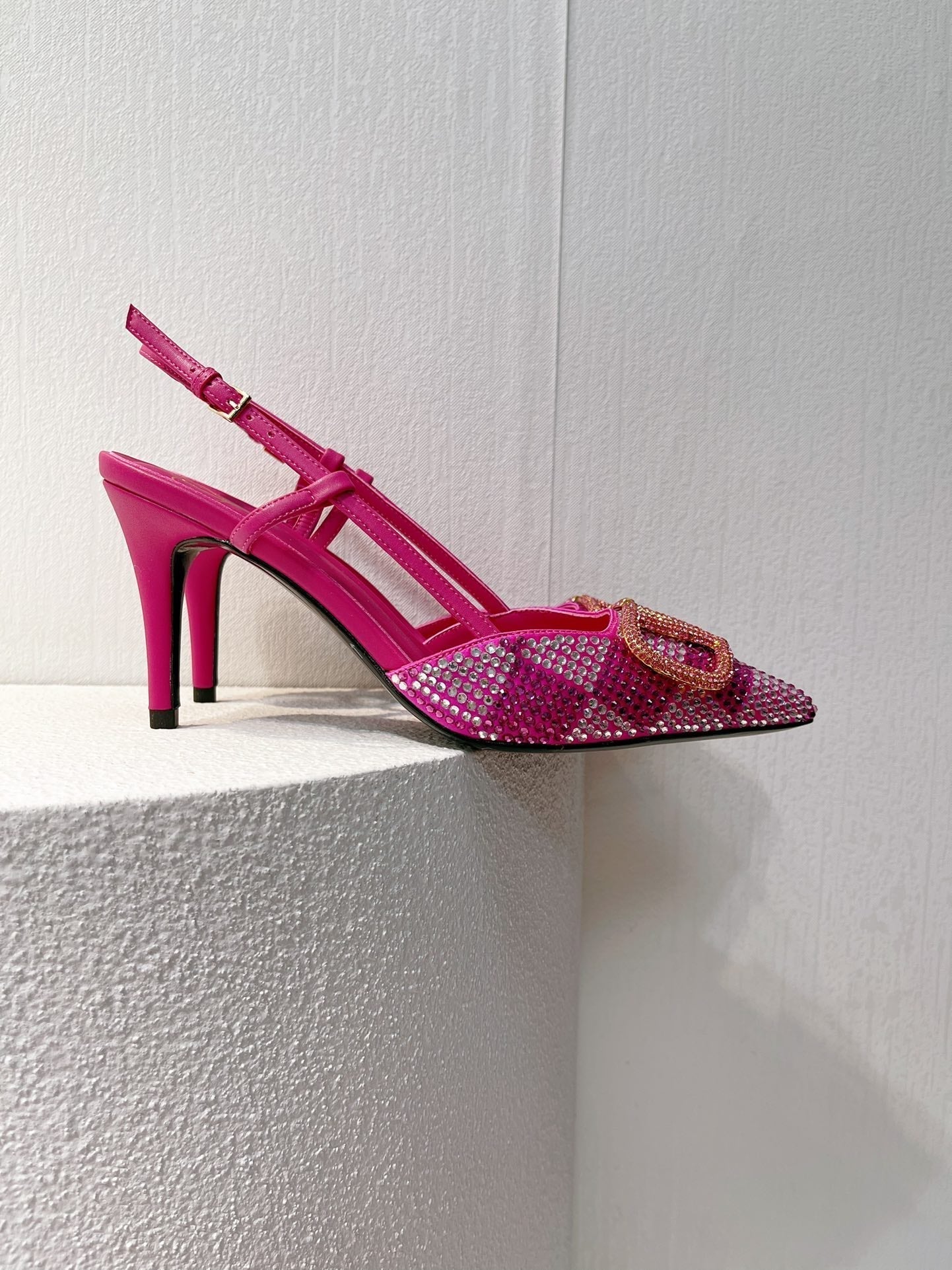 VT High Heeled Slingbacks Fuchsia Pink Sheepskin 292821