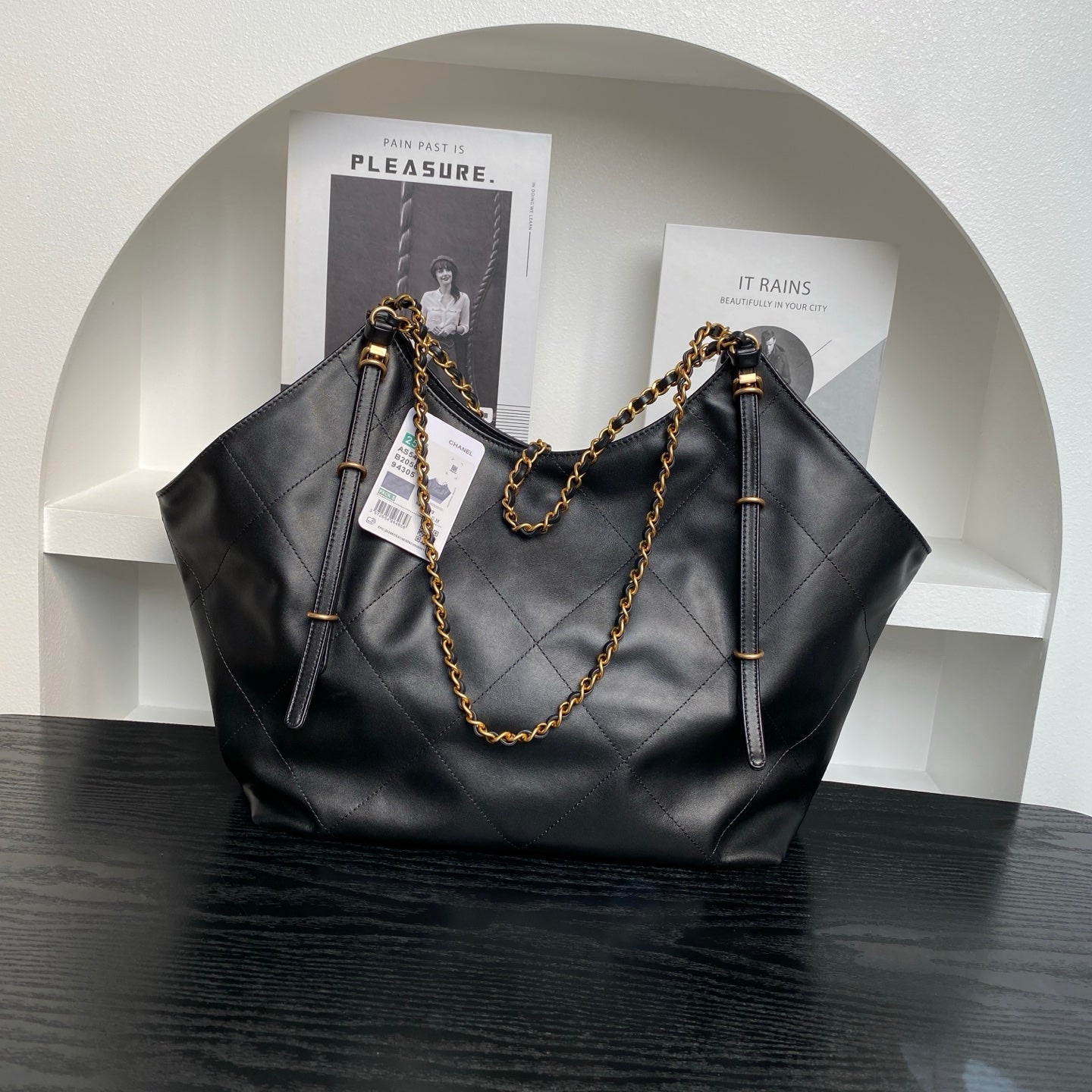Chanel 2025 Maxi Hobo Bag 47cm Black Soft Calfskin 322113