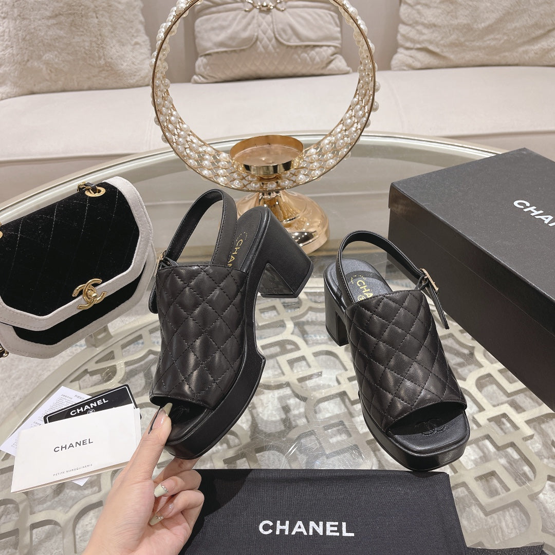 platform sandal 85 black quilted calfskin