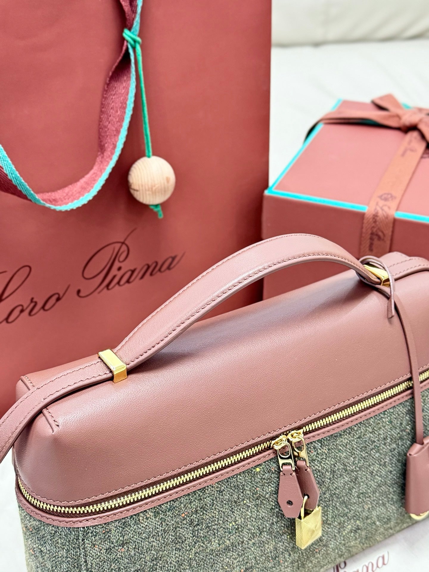 LP 2026 Extra Bag L27 Countryside Sage mix Burnt Tan Wool Leather