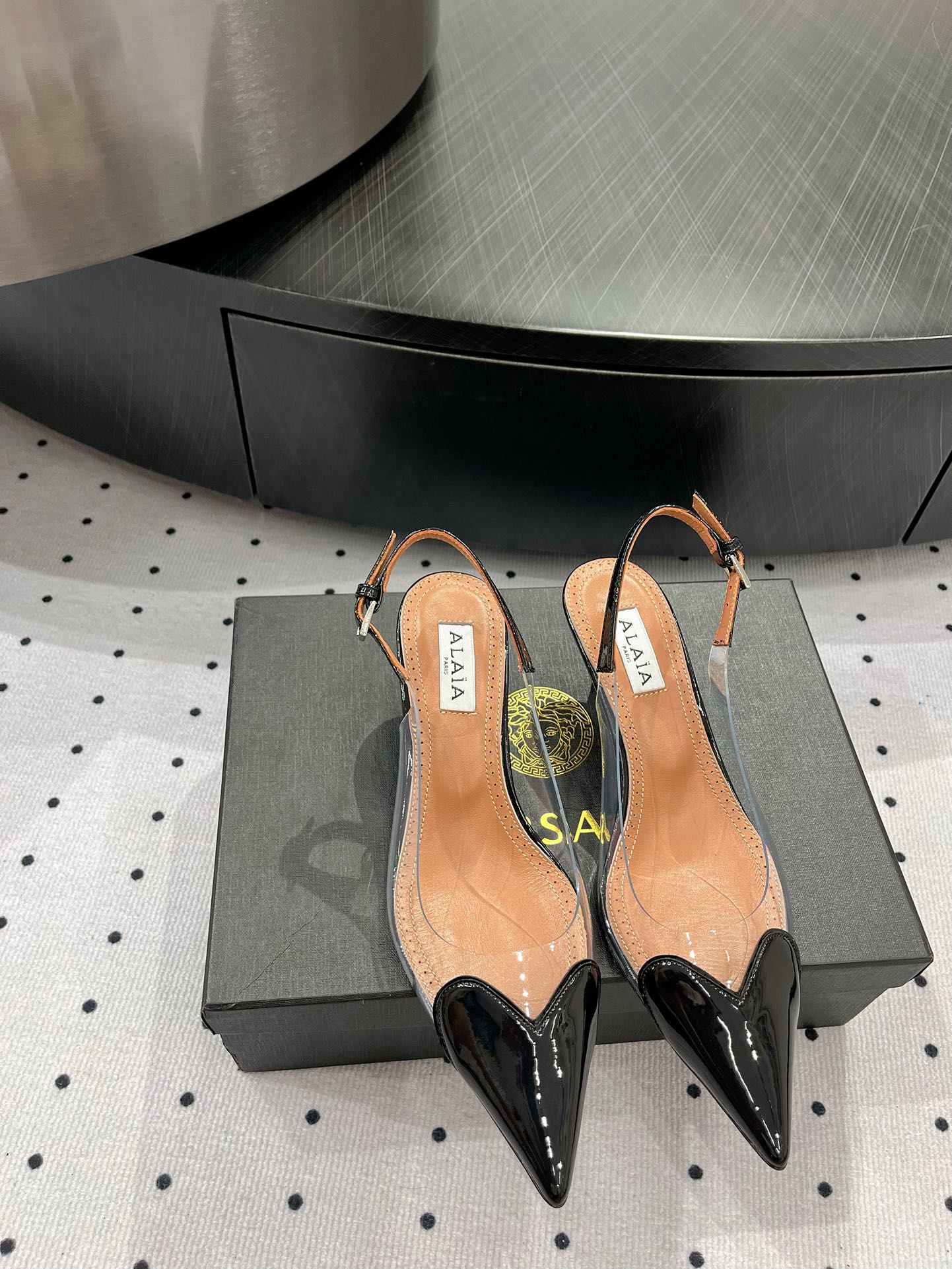 Alaila Le CÅ“ur Slingbacks 60mm In Black Glossy Lambskin 954833
