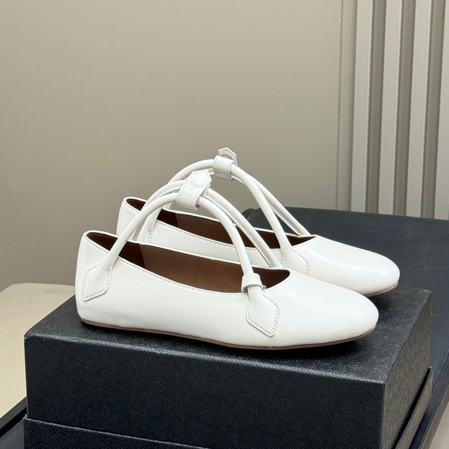 ALAIA  Le Teckel  Ballet Flats White Sheepskin 468730