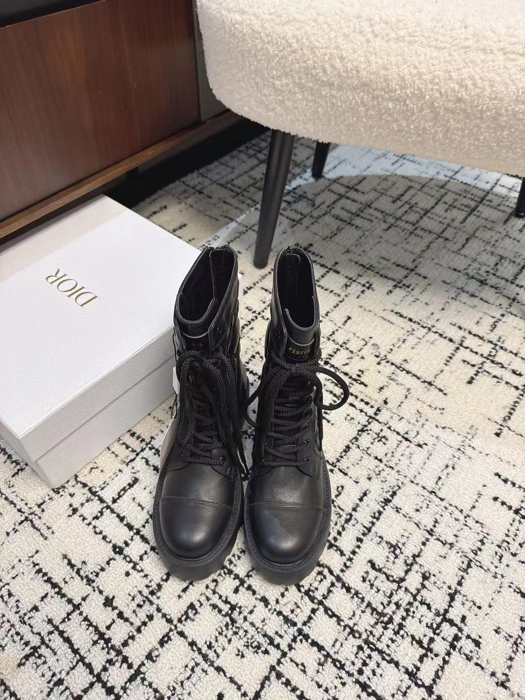CD D-Unit Ankle Boot Plain Black Calfskin